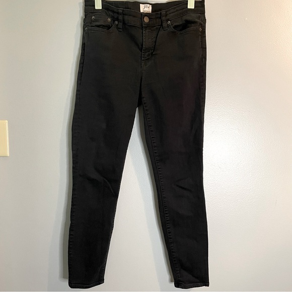 J. Crew Denim - J CREW 8" stretchy toothpick jean in true black SZ/29